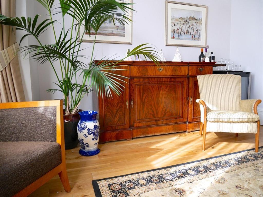 The Redstone Guesthouse Blackpool Ngoại thất bức ảnh